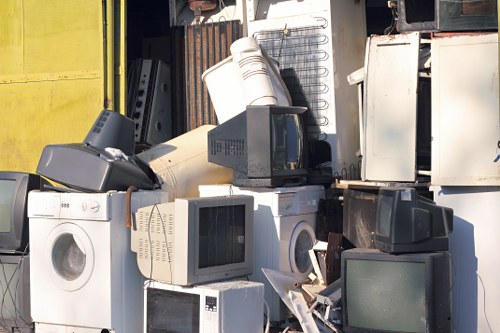 Local waste management experts in Gunnersbury