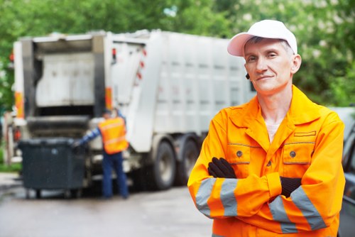 Business waste removal services in Gunnersbury